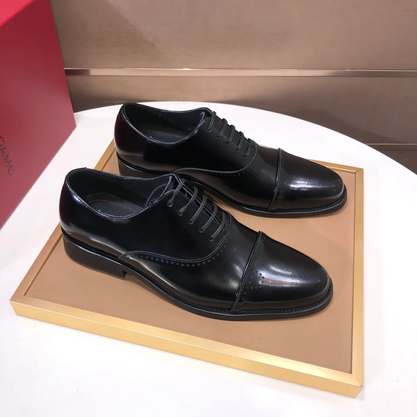Men's shoes 💰540💰 [Ferragamo/Ferragamo] The latest model from the counter. Original imported high-quality cowhide with open sides + imported 🐂 cowhide lining + original luxury metal buckle + original combination outsole. Comparison is stress-free 38–45 (45 is custom-made and cannot be returned or exchanged)